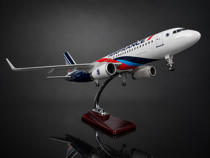 Airbus A320 Air France 🇫🇷 livrée Spéciale - Échelle 1:85 - 47 cm Finition Premium avec Led