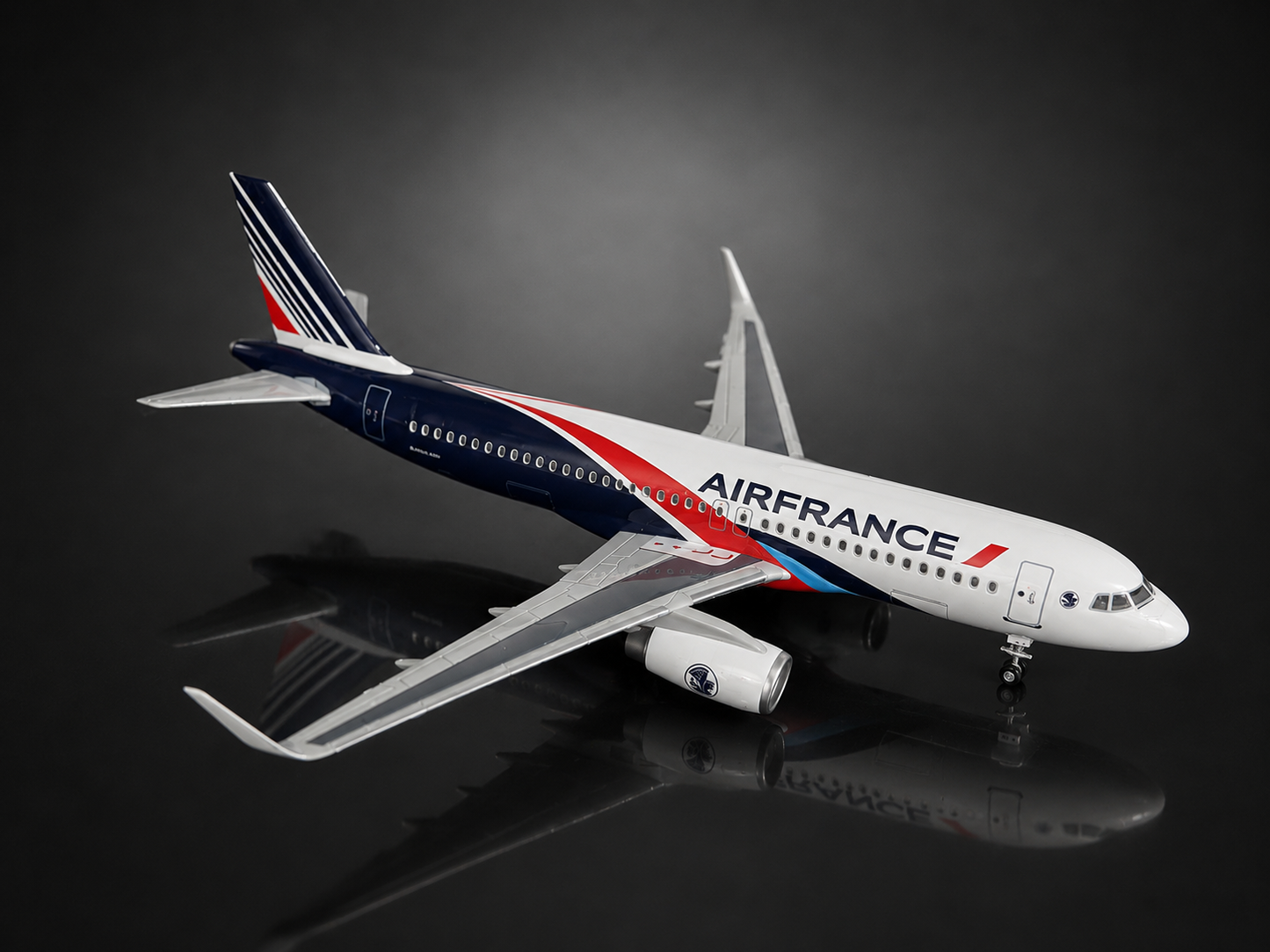 Airbus A320 Air France 🇫🇷 livrée Spéciale - Échelle 1:85 - 47 cm Finition Premium avec Led