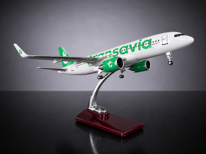 Airbus A320neo Transavia 1:100 37cm en résine avec Led Finition Premium