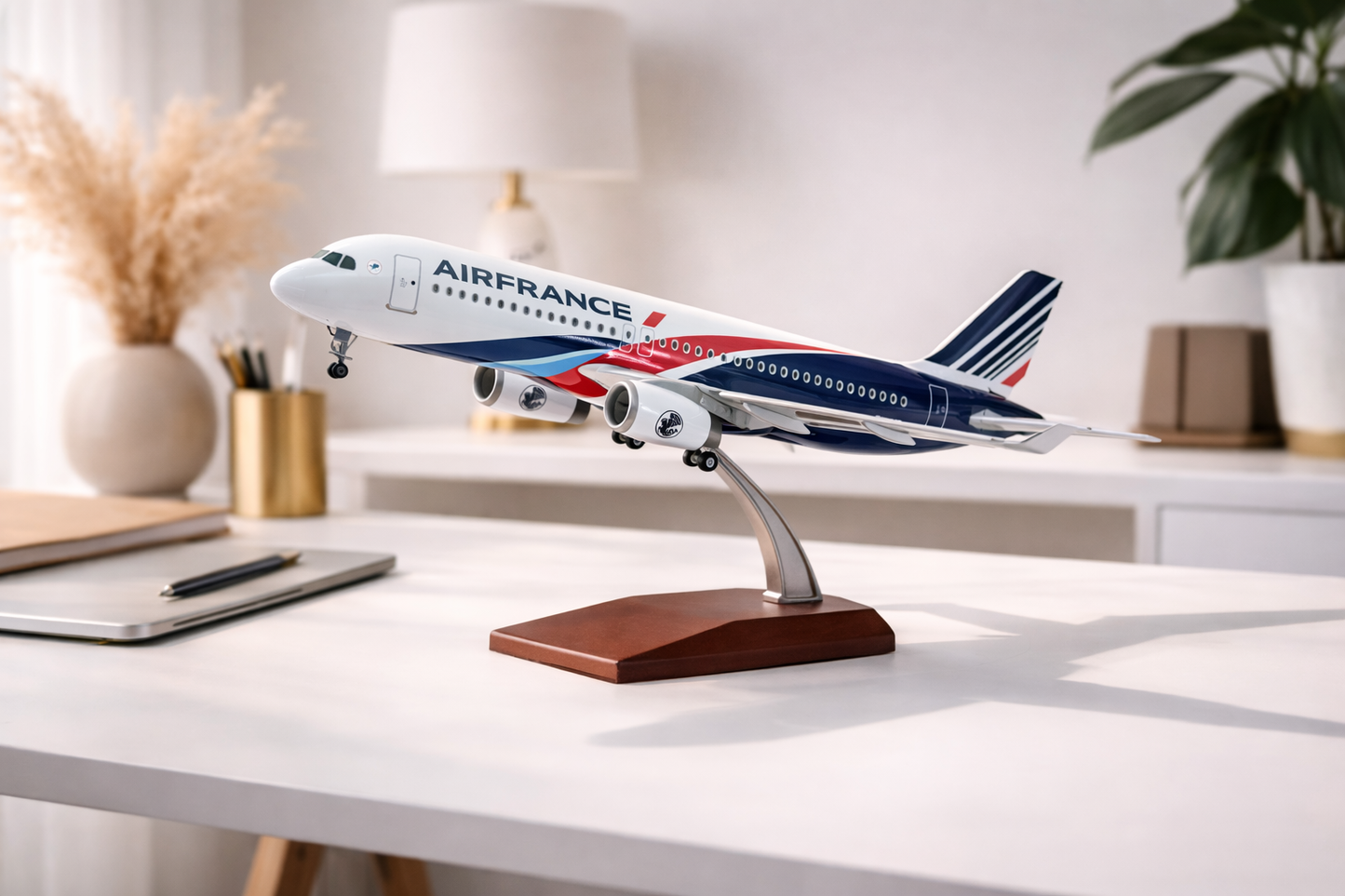 Airbus A320 Air France 🇫🇷 livrée Spéciale - Échelle 1:85 - 47 cm Finition Premium avec Led