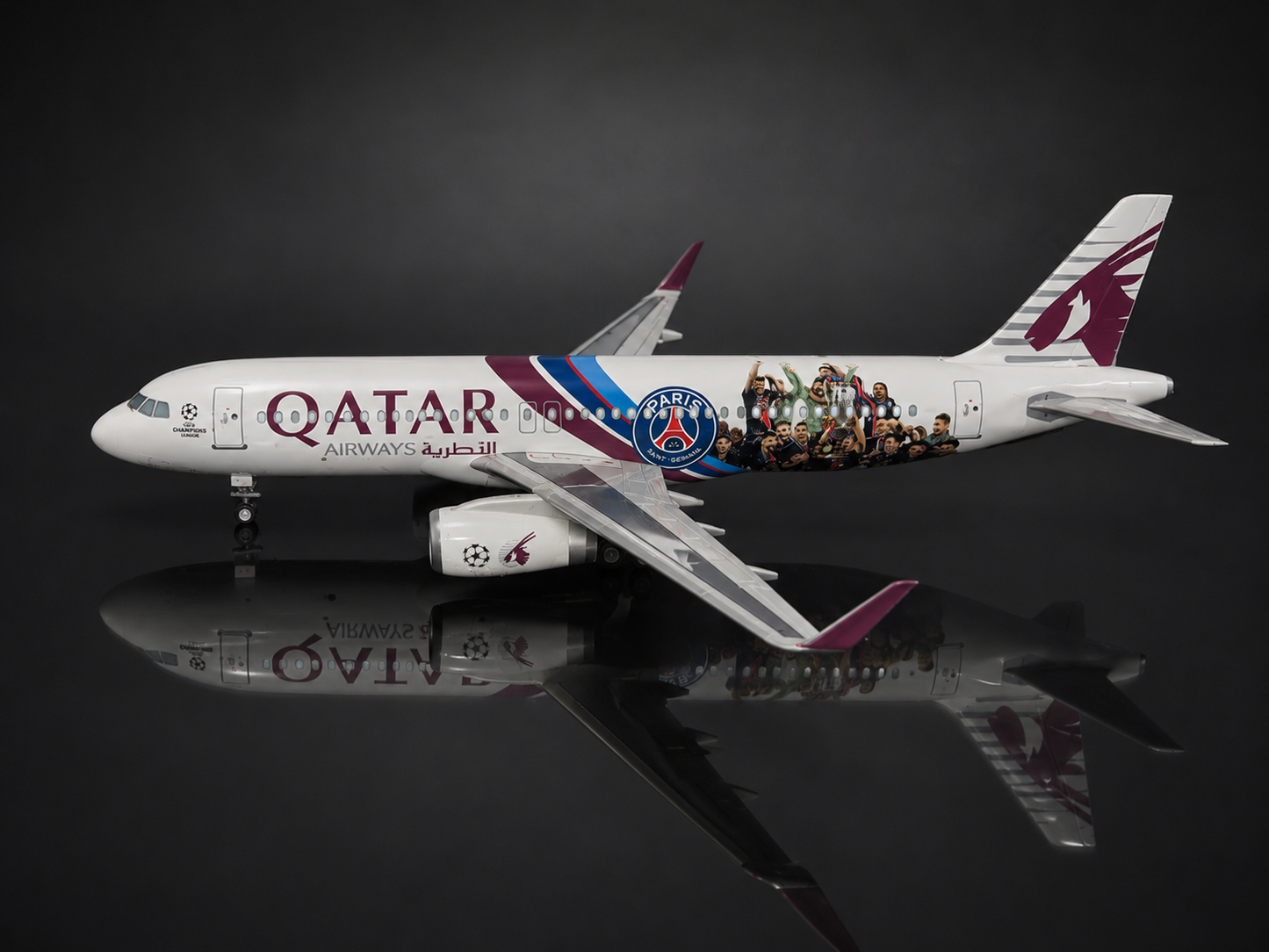 Airbus A320 Qatar 🇶🇦 livrée PSG - Échelle 1:85 - 47 cm Finition Premium avec Led