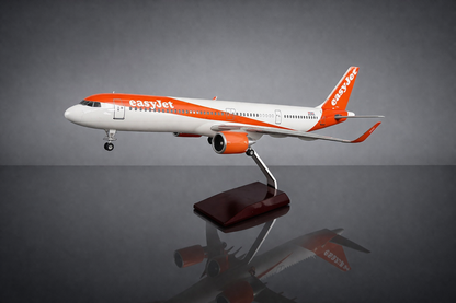 Airbus A321 Easy-Jet- Échelle 1:100 - Finition Premium Détaillée