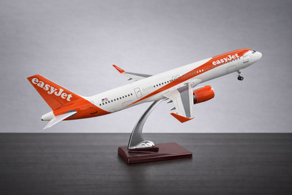 Airbus A321 Easy-Jet- Échelle 1:100 - Finition Premium Détaillée