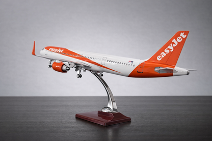 Airbus A321 Easy-Jet- Échelle 1:100 - Finition Premium Détaillée