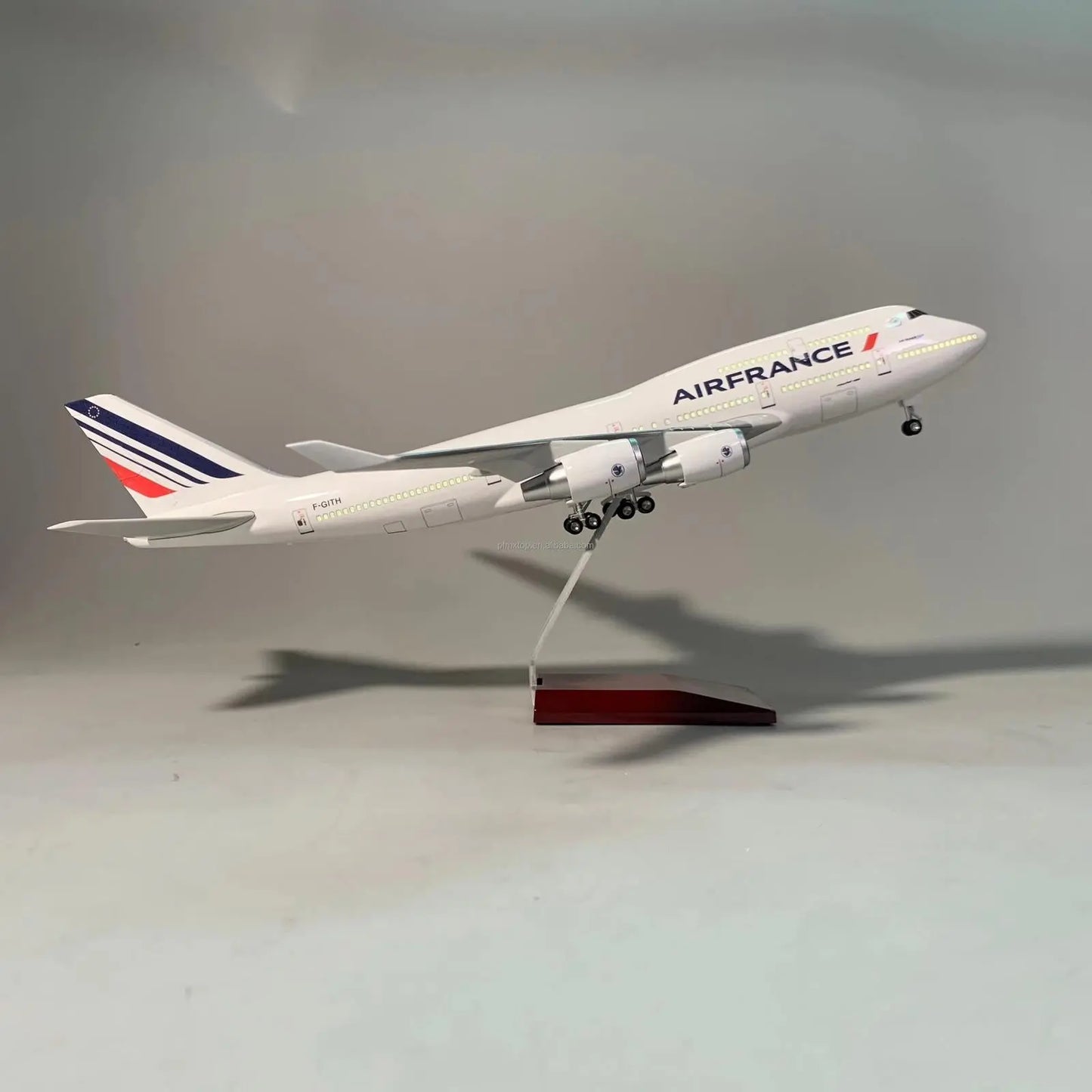 Boeing 747 – Échelle 1:150 – Finition Premium