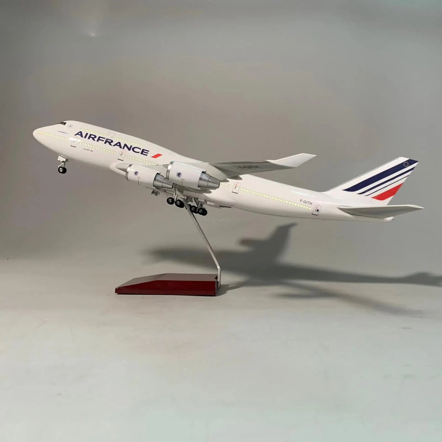 Boeing 747 – Échelle 1:150 – Finition Premium