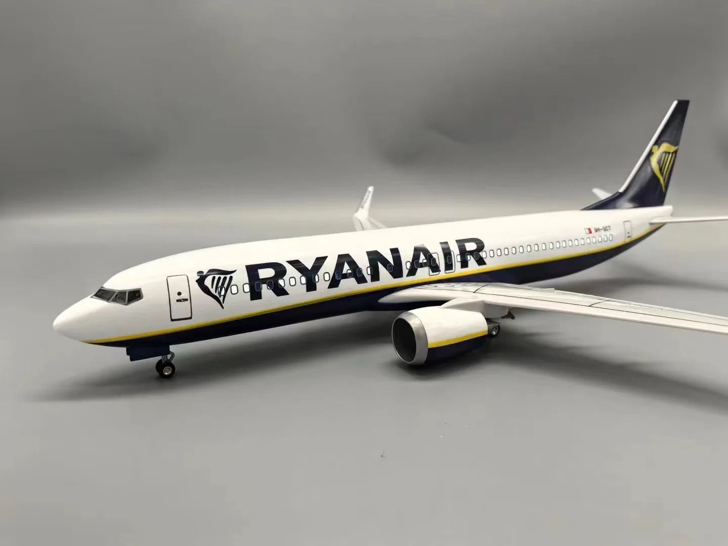 Boeing 737 - Échelle 1:85 - Finition Premium